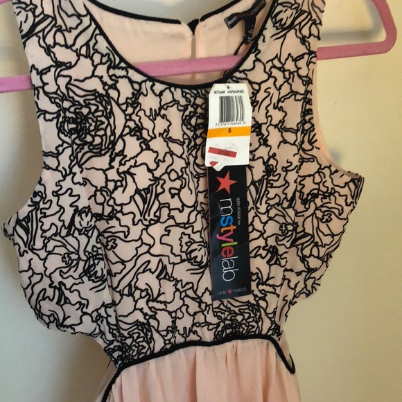 Free flowing summer dress - Picture 6 of 7